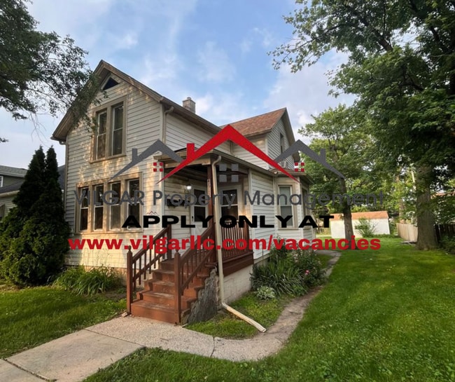 Building Photo - 4611 Pine Ave
