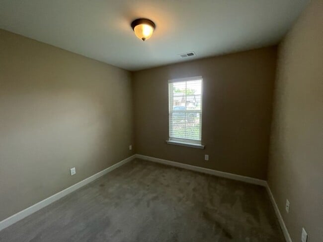 Building Photo - Four bedrooms! Cherry Hill Subdivision North