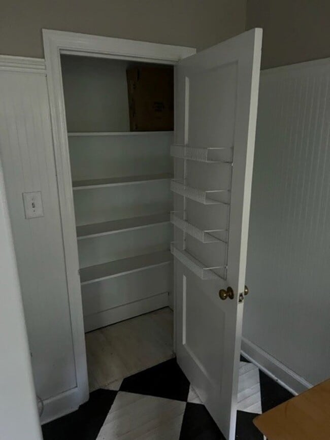 Building Photo - North Macon Home Move-In Ready