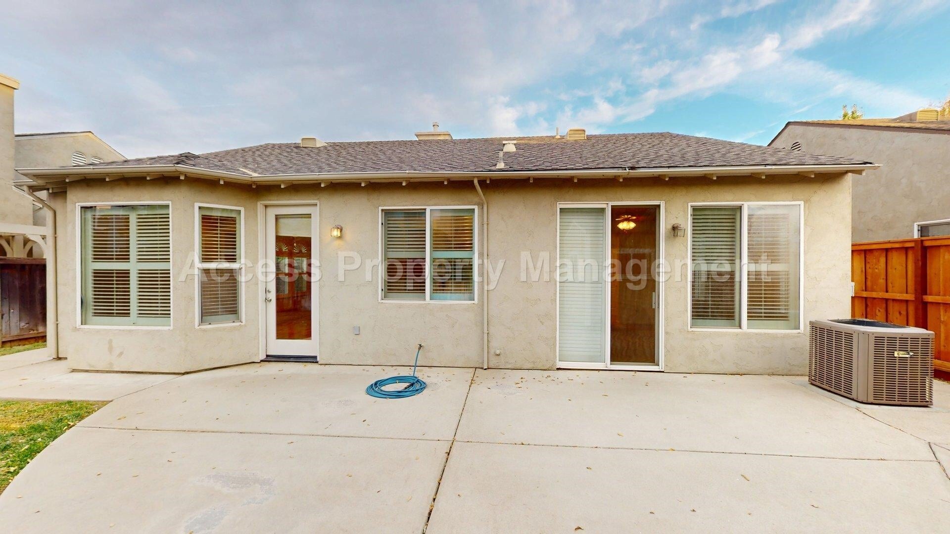 Building Photo - 4177 Sunny Ln