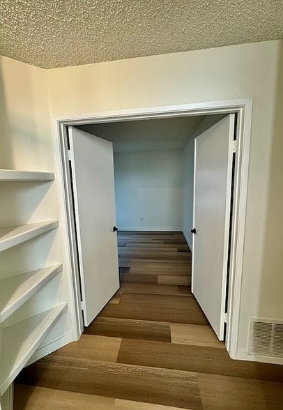 Building Photo - 3238 Canary Ct