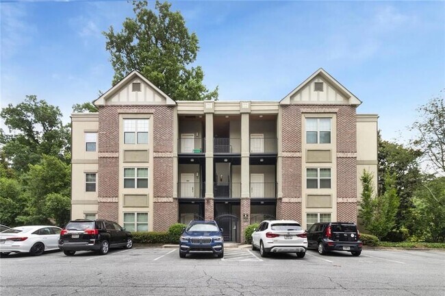 Building Photo - 1903 Anjaco Rd NW