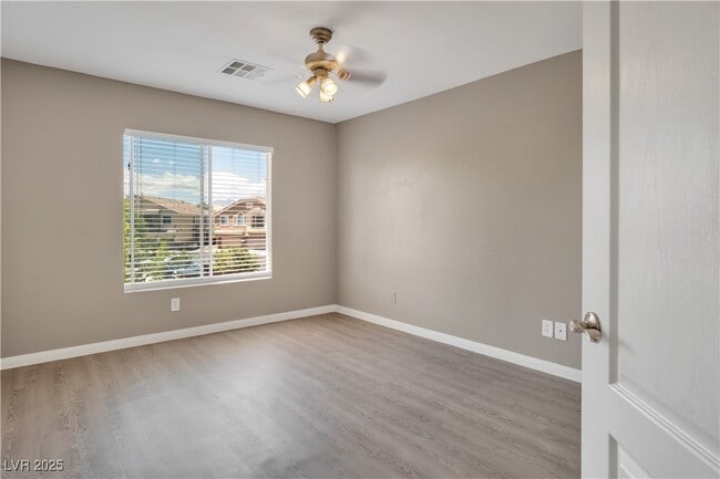 Building Photo - 3520 Glorious Iris Pl