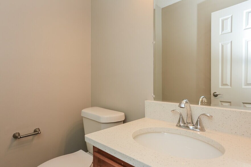 Building Photo - 5357 Knights Landing