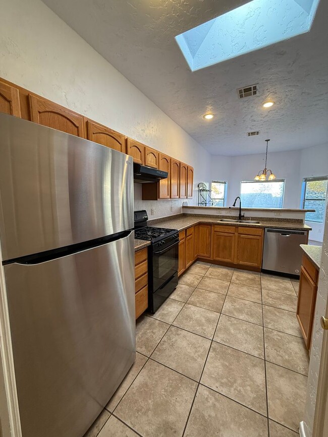 Building Photo - 4238 Trillium Dr