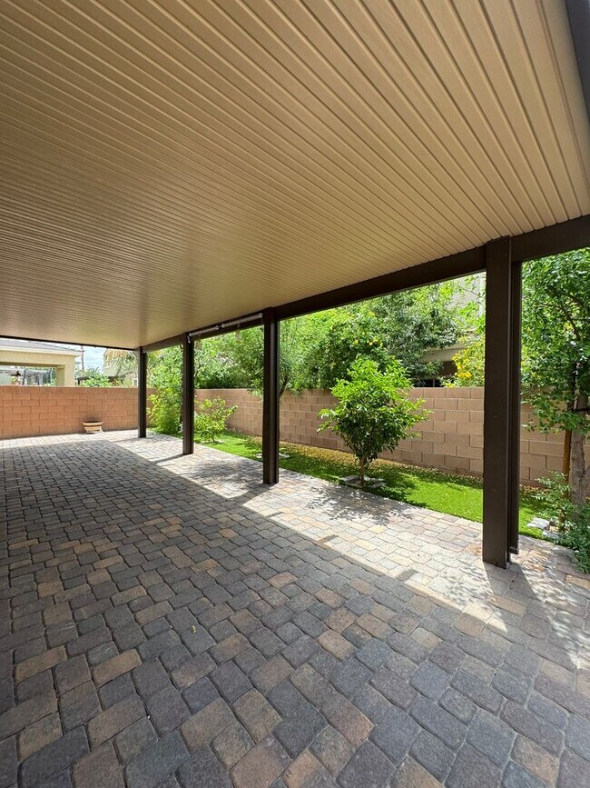 Building Photo - Beautiful Southwest Las Vegas Home in Gate...
