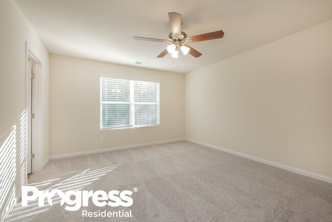 Building Photo - 141 Hamilton Pointe Dr