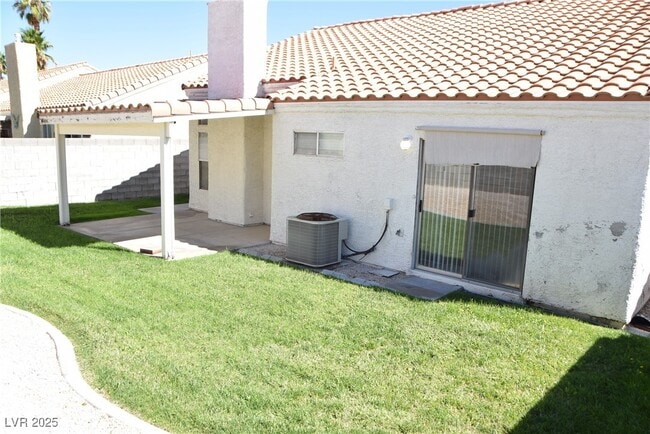 Building Photo - 5453 Desert Valley Dr