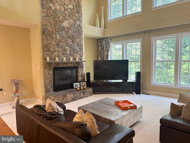 Building Photo - 43110 Kingsport Dr