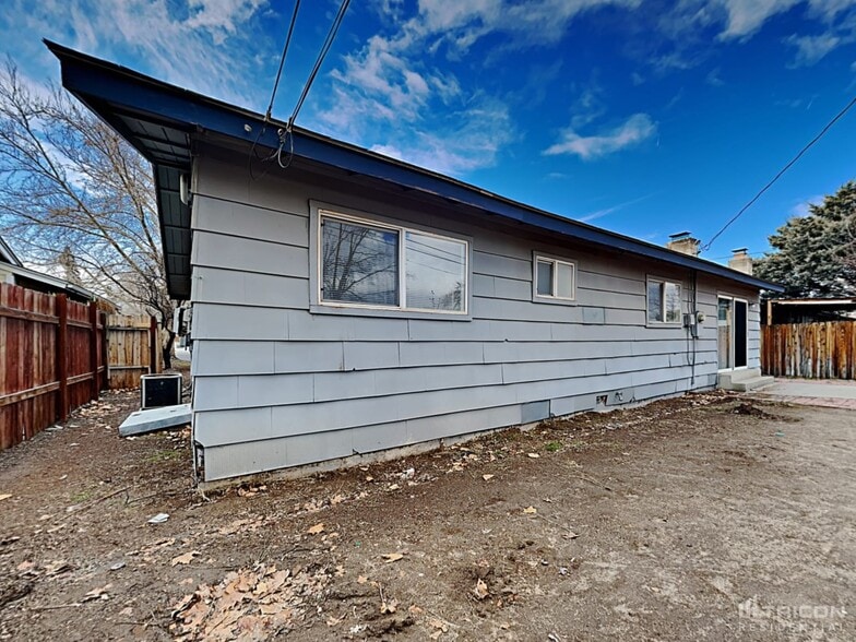 Building Photo - 730 Wyoming Ave