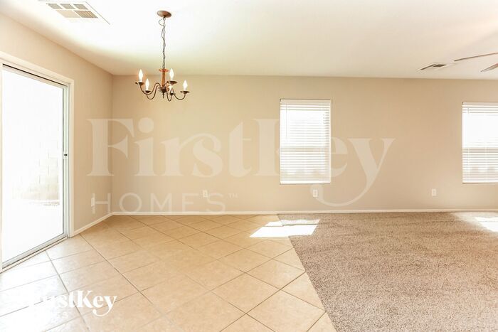 Building Photo - 9124 Spirit Canyon Ave