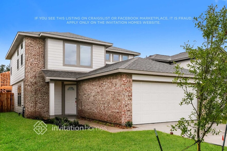 Building Photo - 5608 Poinsettia Pl