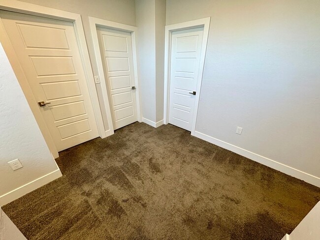 Building Photo - 7531 E Billings St