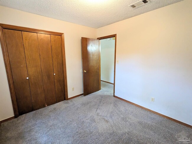 Building Photo - 6556 Bass Ln
