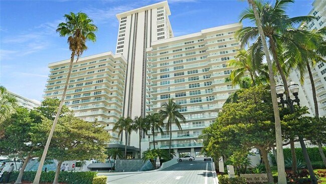 Building Photo - 3900 Galt Ocean Dr