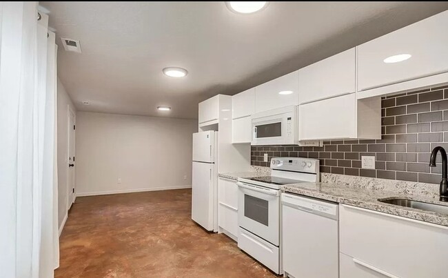 Building Photo - 1368 S 1050 W