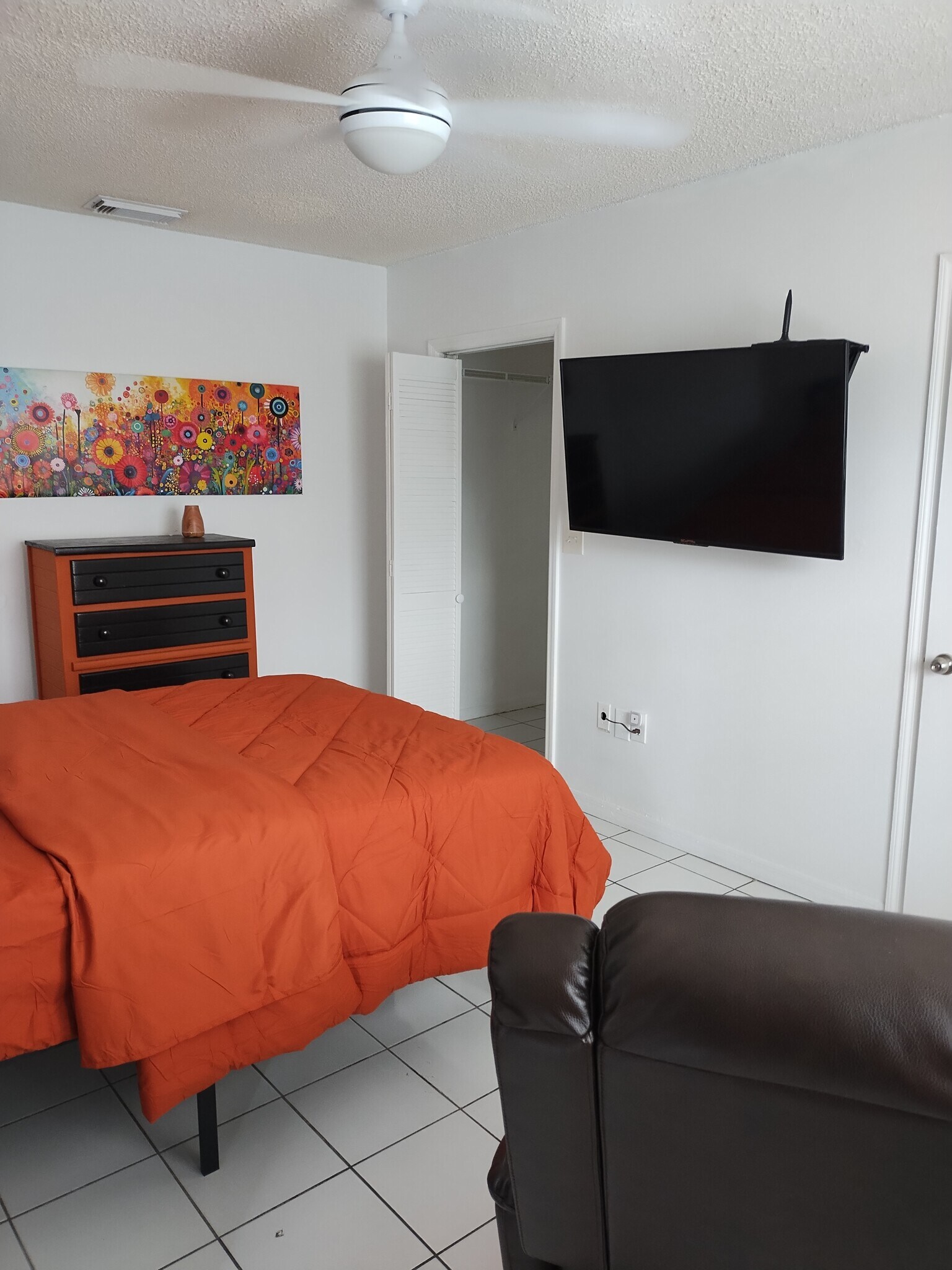 Big screen TV - 6999 W 25th Ave