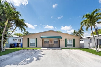 Building Photo - 930 Mandarin Is