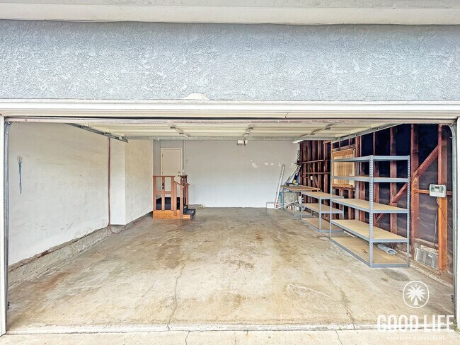 Building Photo - Charming 3BD/2BA w/ A/C, Attached Garage, and Large Yard in La Mesa!