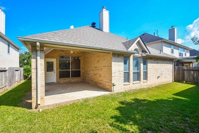 Building Photo - 18911 Dural Dr