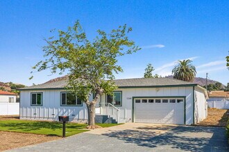 Building Photo - ***OPEN HOUSE - Friday 8/29 - 4-6pm***