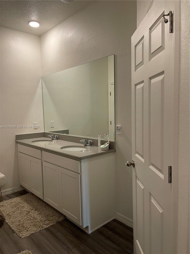 Building Photo - 6157 NW Gatun Dr