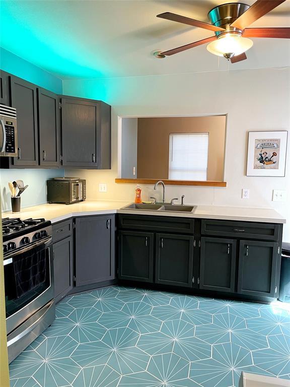 Building Photo - 1131 Ebert Ave