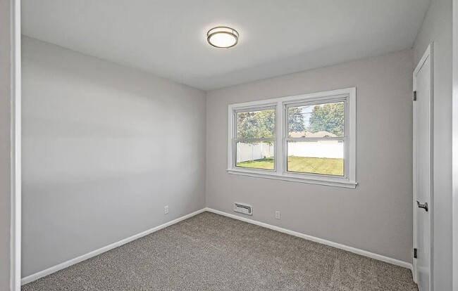 Bedroom 2 - 2907 115th Ave NW