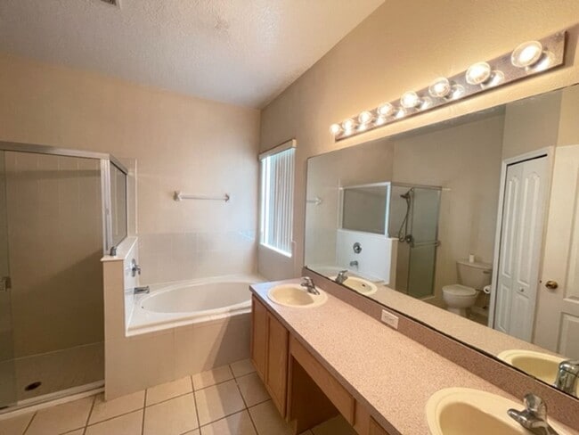 Building Photo - Fantastic Lake Nona Area 4B/2B Home