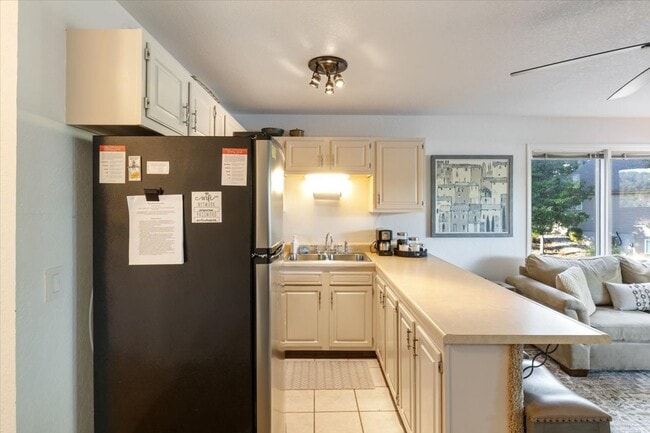 Building Photo - 6620 Weston Point Dr