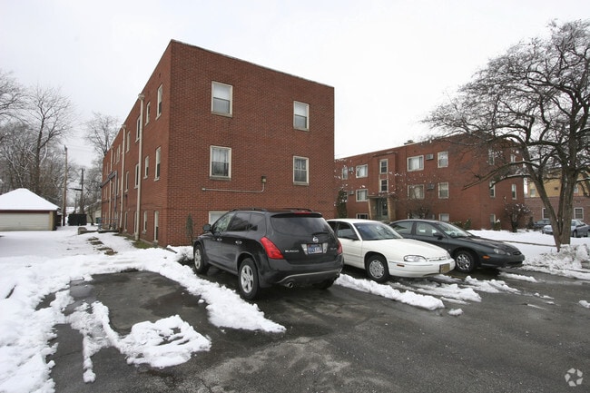 Building Photo - Lawndale Apartments