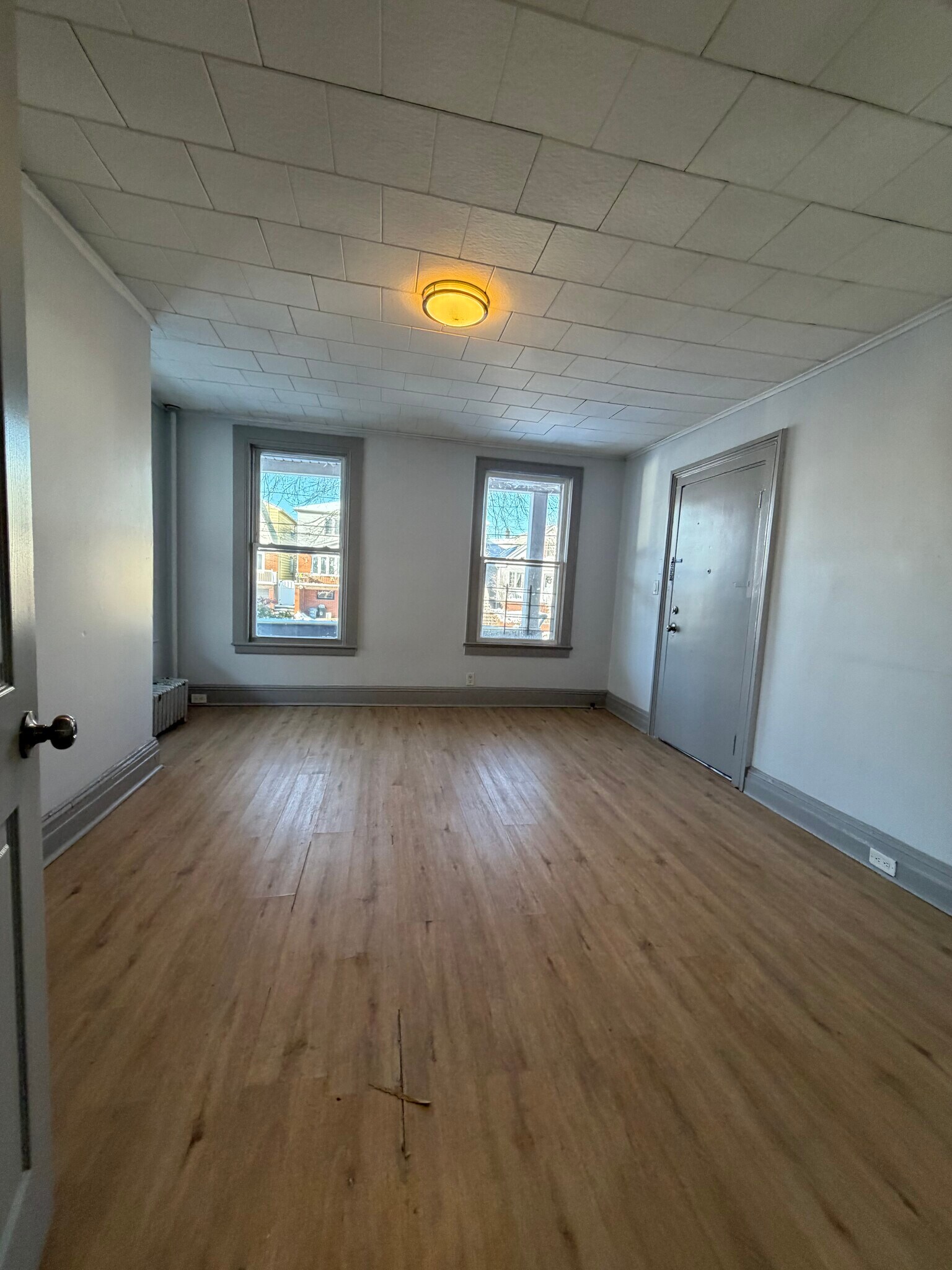 Building Photo - 66 Broadway