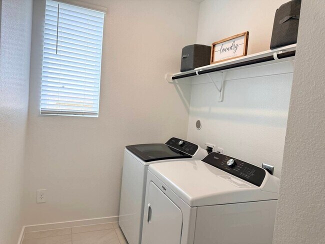 Building Photo - 16238 Parish Pointe Ct