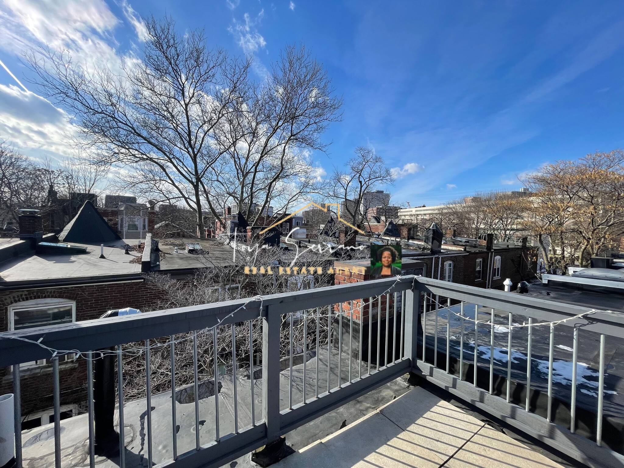 Building Photo - 22 Sussex St