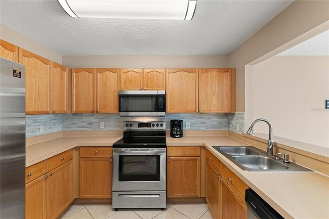 Building Photo - 987 Butterfly Blvd
