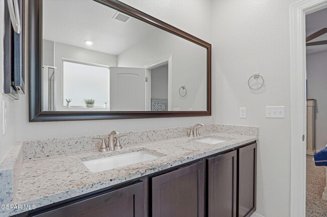 Building Photo - 11150 Blazing Star Pl