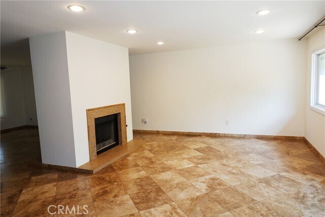 Building Photo - 6232 Hesperia Ave