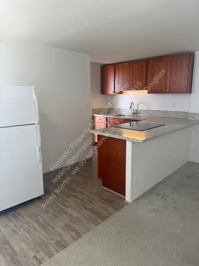 Building Photo - 1060 Kamehameha Hwy