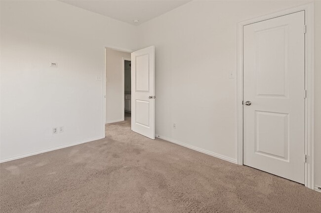 Building Photo - 12102 City Trek Ln