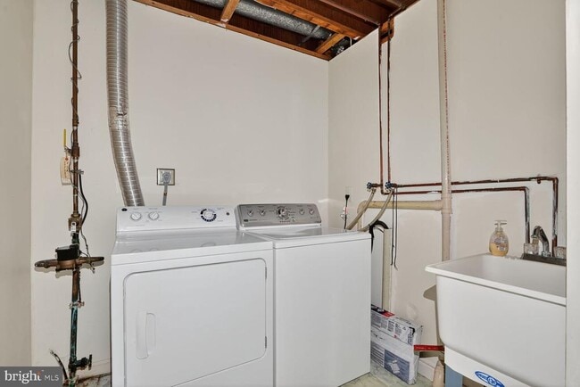 Building Photo - 9124 Sweet Spice Ct