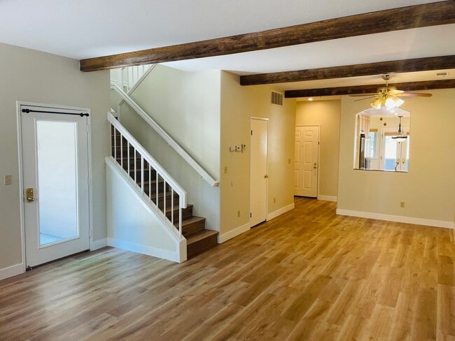 Building Photo - Wonderful 3 Bed 2.5 Bath Townhouse In Mountain View. Beautiful Vinyl Plank Flooring Installed Thr...