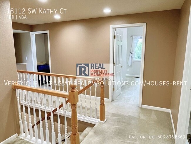 Building Photo - 18112 SW Kathy Ct