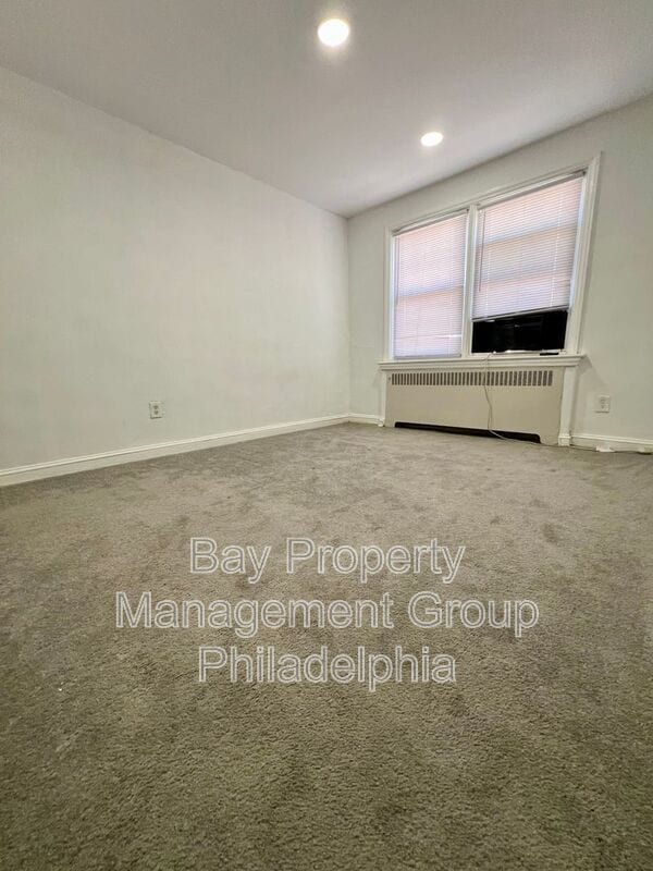 Building Photo - 624 Briarcliff Rd