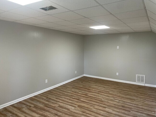 Building Photo - 3785 Pop Stone Cir