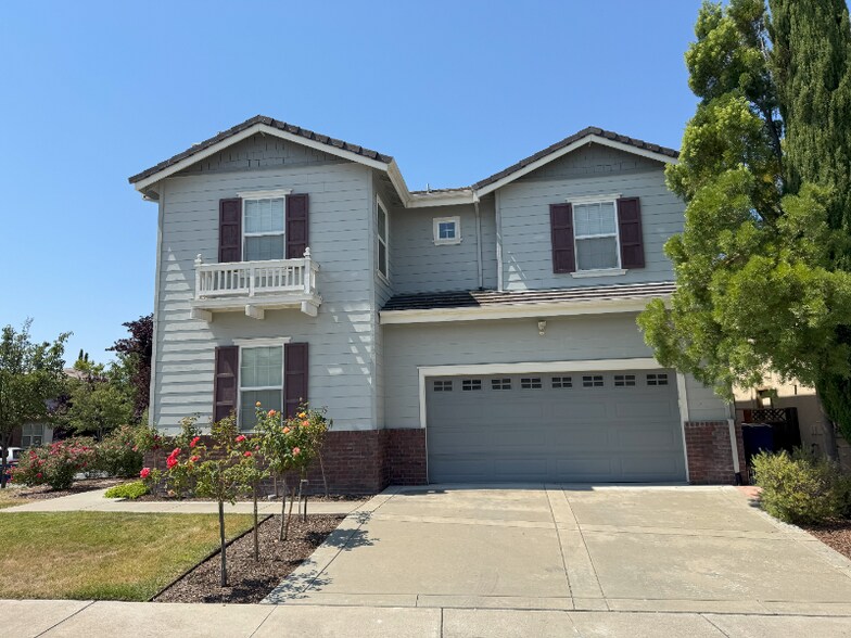 Primary Photo - 2901 Embleton Ln