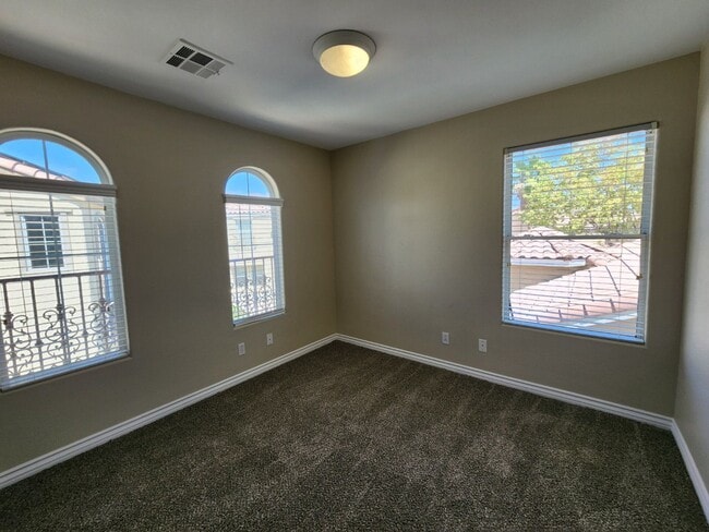 Building Photo - Beautiful Home in Summerlin