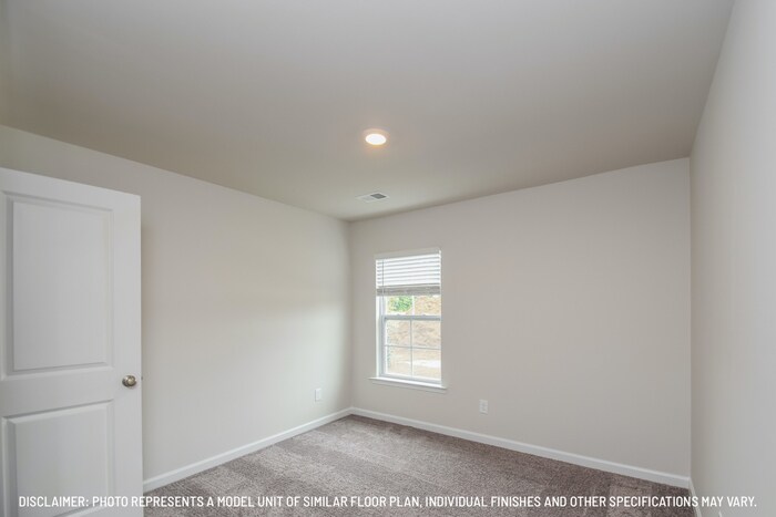 Building Photo - 28 Blue Fescue Way