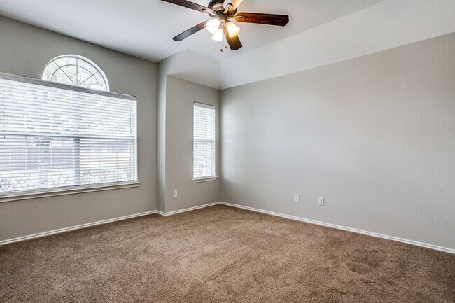 Building Photo - Upgraded 3 bedroom in Master Planned Community of Travis Ranch!!