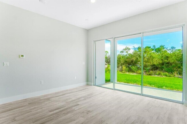 Building Photo - 4540 SW 170th Street Rd