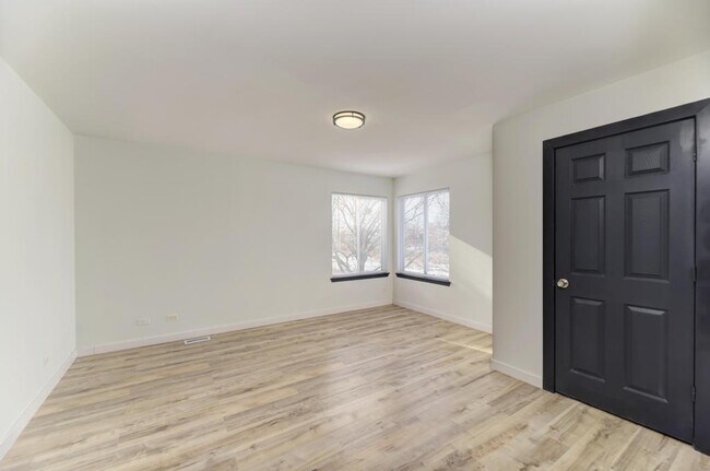 Building Photo - 5610 Heartland Ct